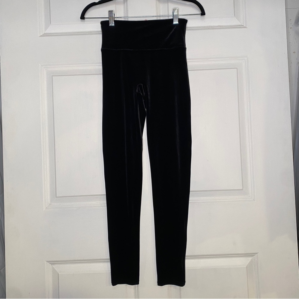 Spanx Black Shiny Velvet Full Length Ankle Leggings Fits Size XS-Small